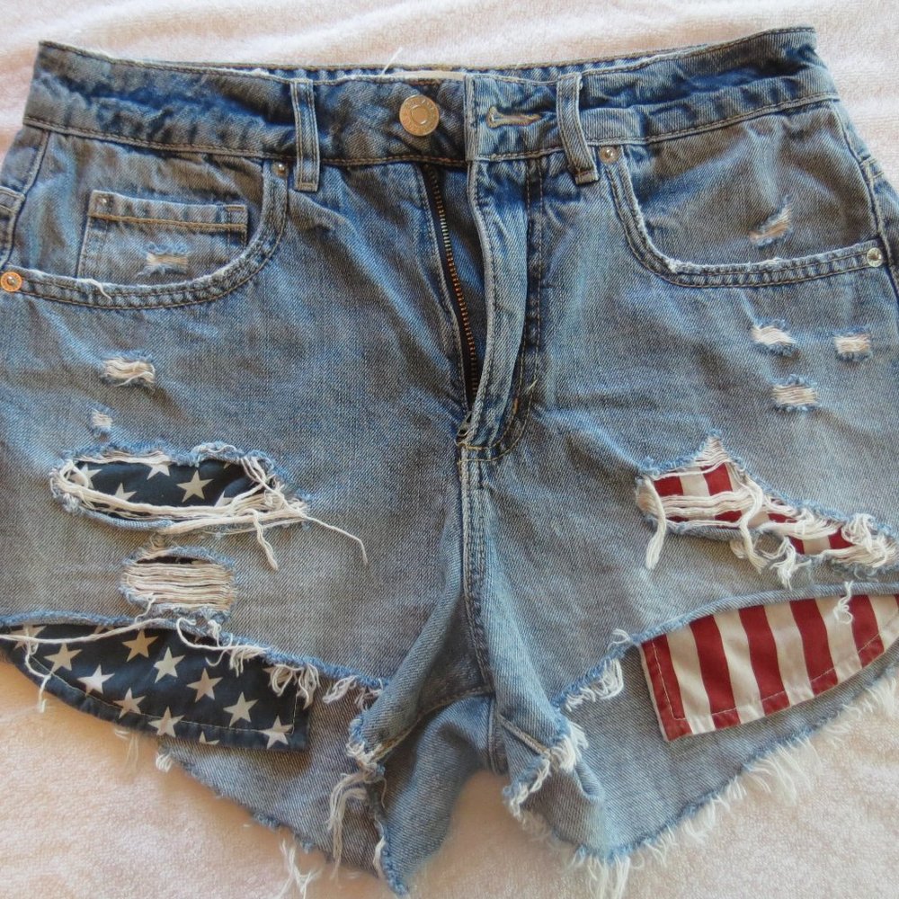 GARAGE shorts; Size 03; USA